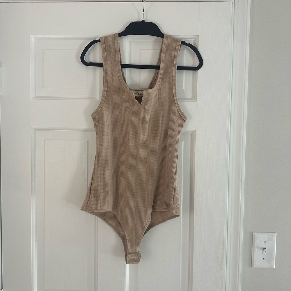 NWT New In boutique bodysuit tank